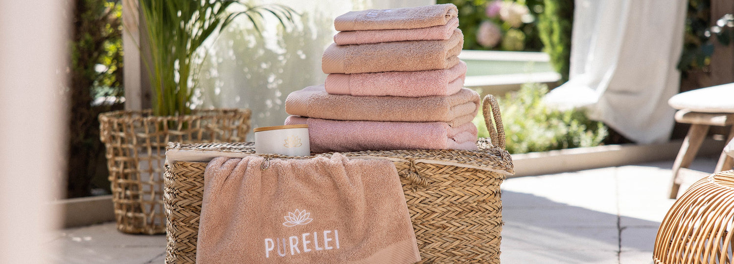 Entdecke jetzt unsere vielfältigen Strand- und Handtücher für Deinen Urlaub – die perfekten Begleiter für entspannte Tage am Meer oder Pool.