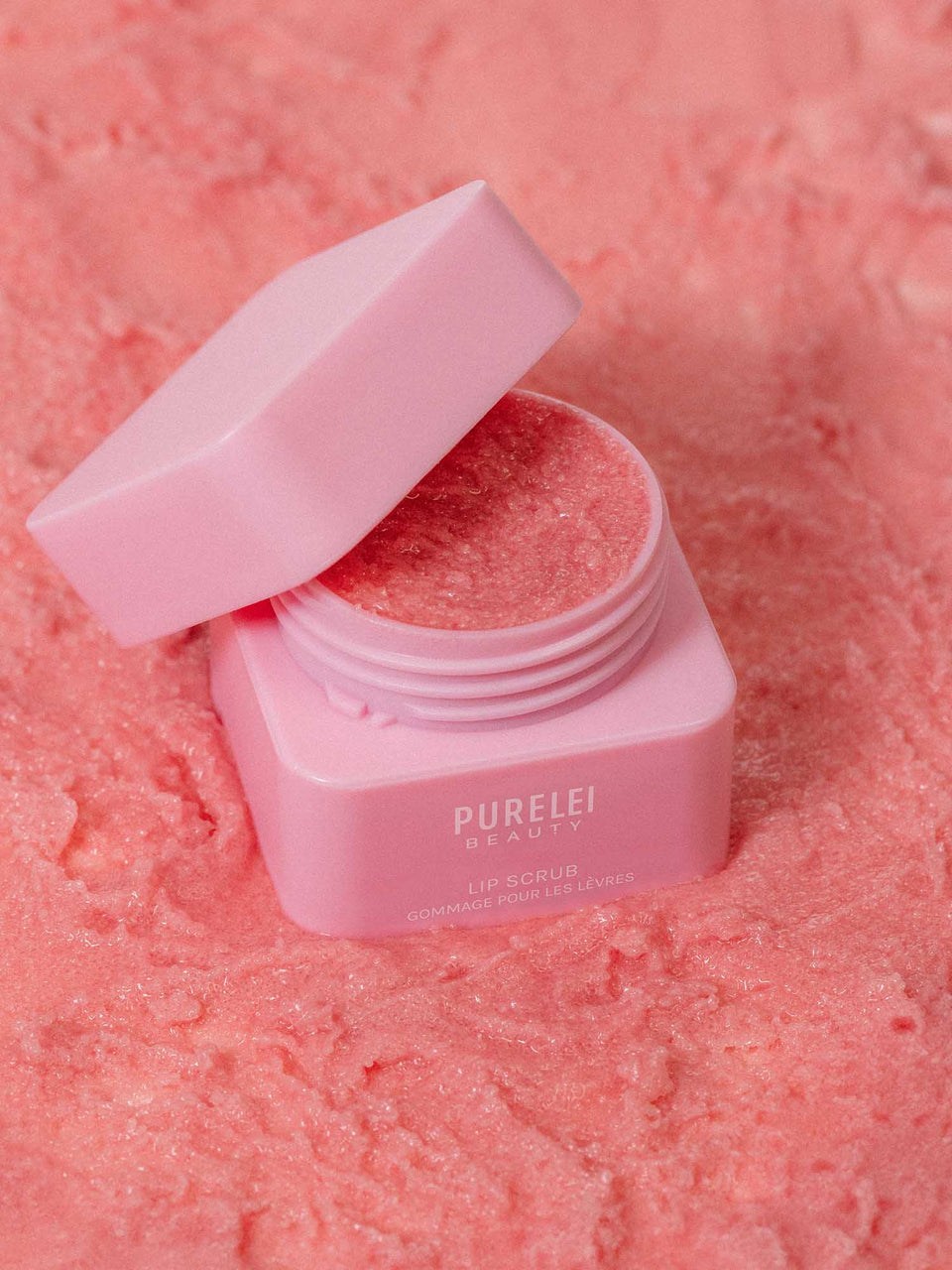 Lip Scrub von PURELEI in zartem Rosa, sanftes Zuckerpeeling für weiche, geschmeidige Lippen.