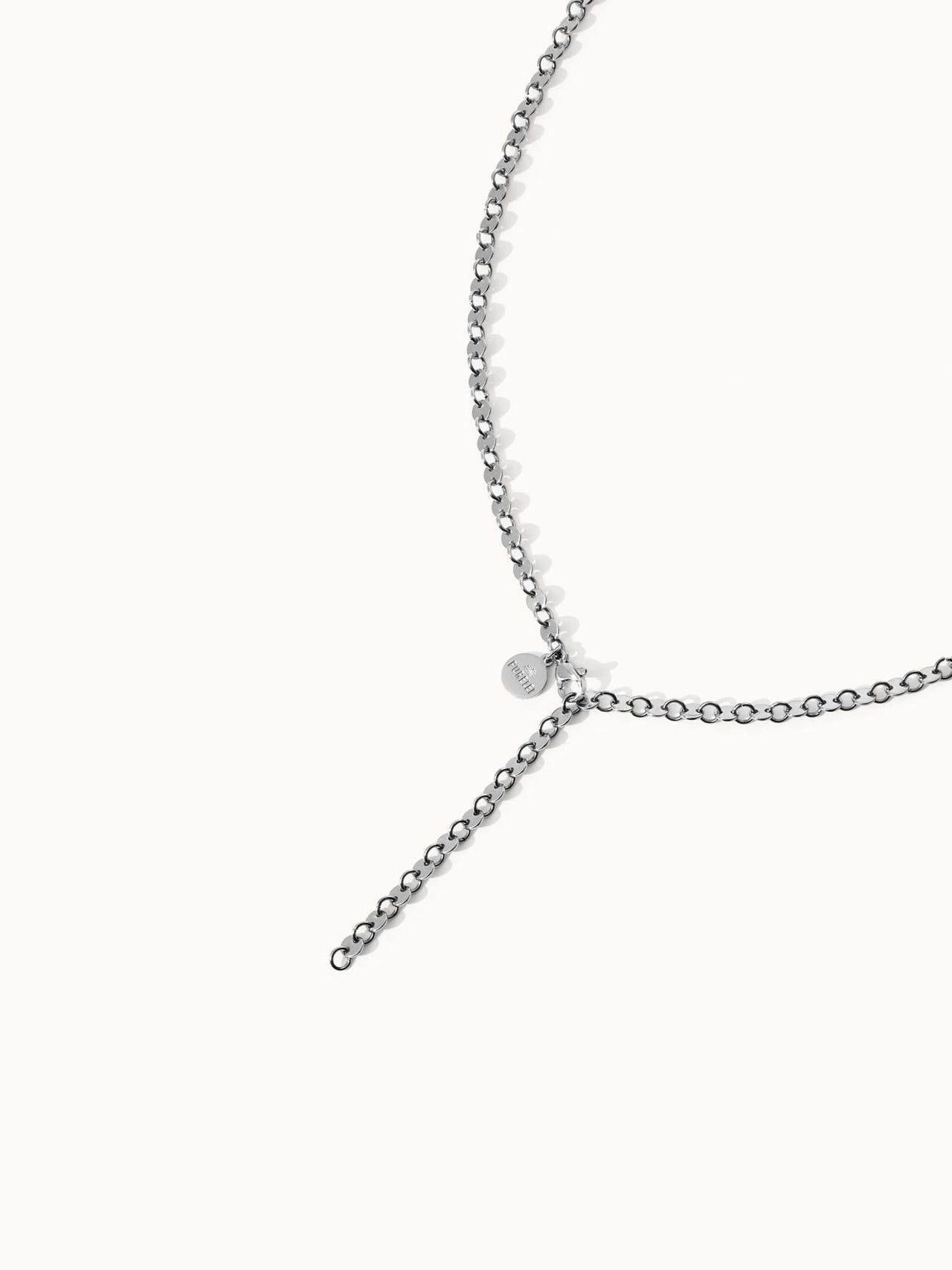 PURELEI Pure Kette aus nickelfreiem Silber, verstellbar mit feiner Y-Form, minimalistisch und elegant.