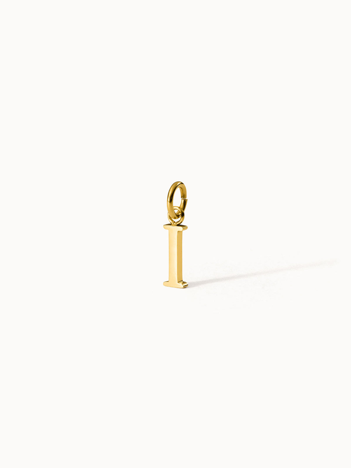 {"color":"Gold","type":"lead_image"}