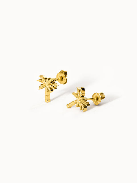 PURELEI Palm Ohrringe goldene Palmen-Ohrstecker aus Edelstahl, fein gestaltet, minimalistisch und elegant inszeniert.