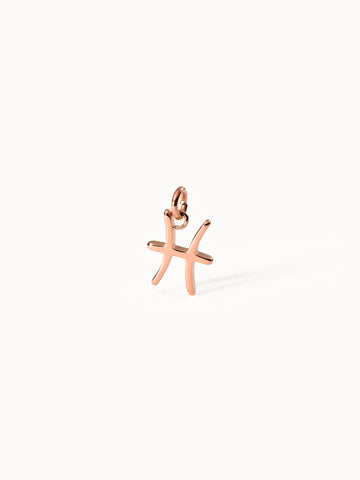 Roségoldener Fische Zodiac Charm aus 18K rosévergoldetem Edelstahl, minimalistisch, PURELEI-typisch elegant.