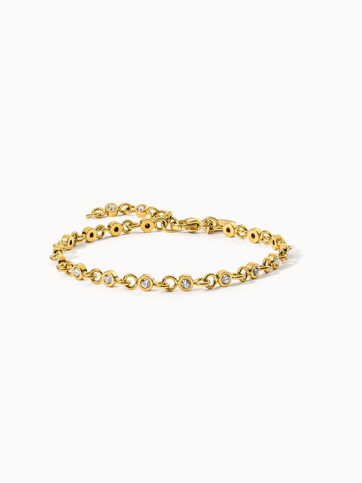 {"color":"Gold","type":"lead_image"}