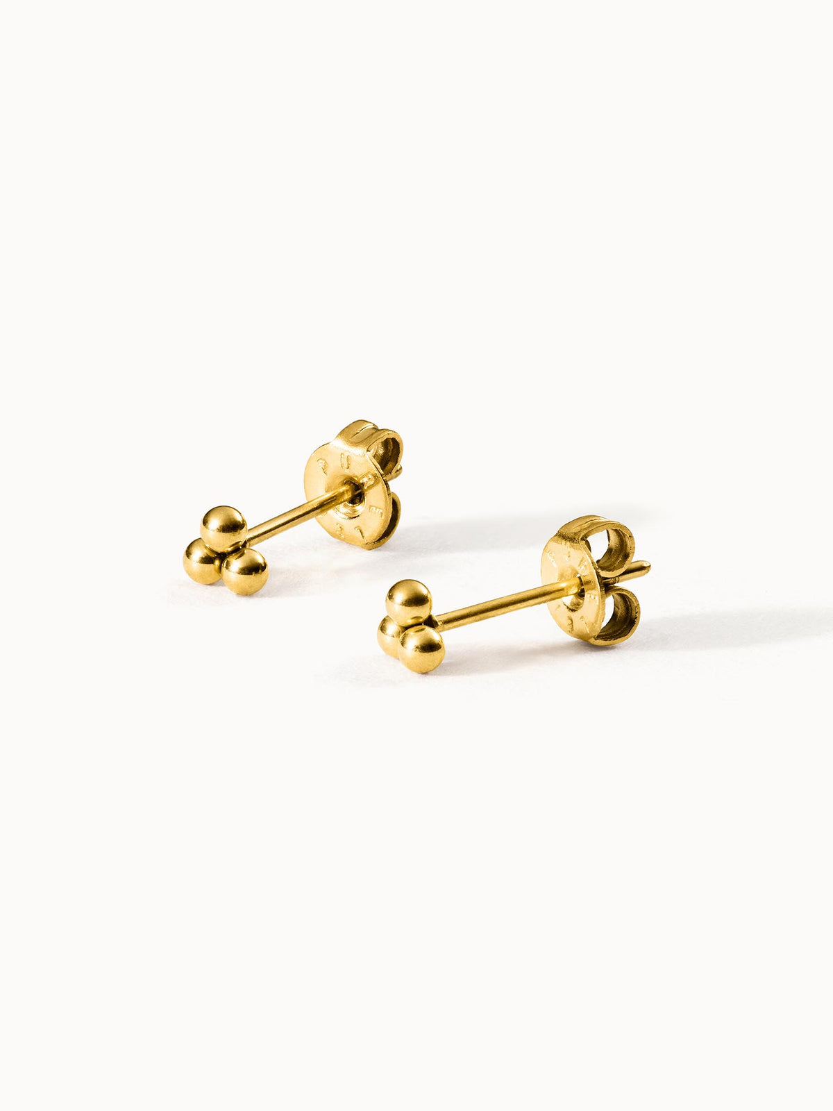 {"color":"Gold","type":"lead_image"}