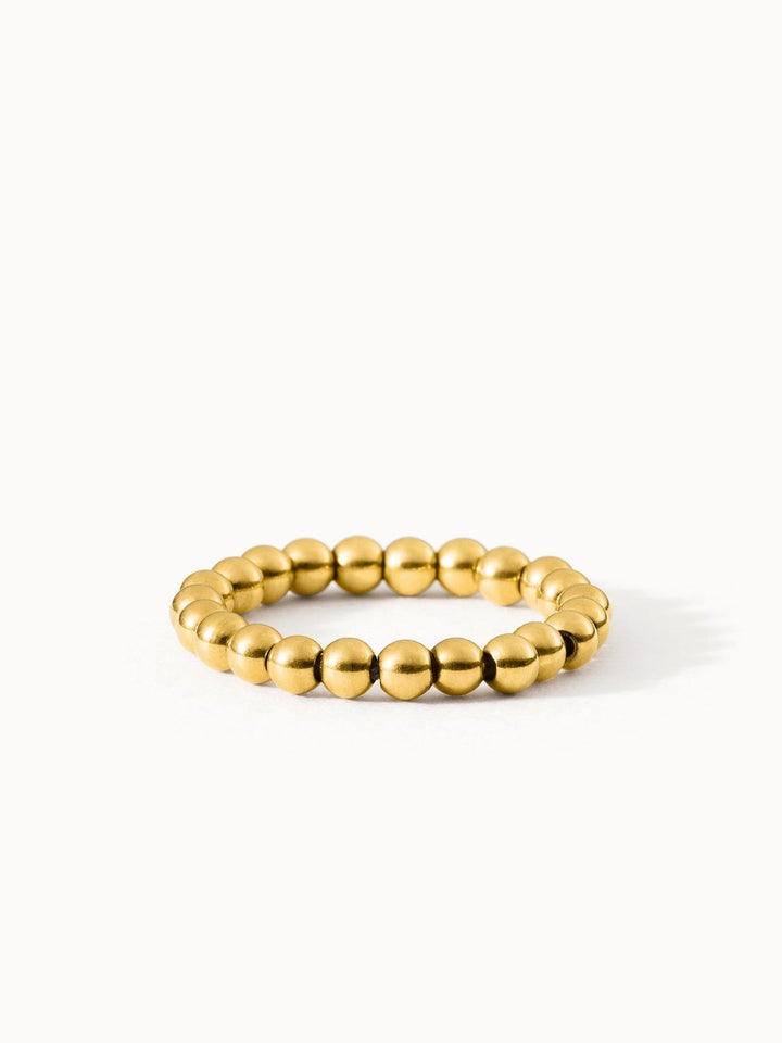 Goldenes Bead-Ring von PURELEI, elegant und zeitlos, in mattem Finish.