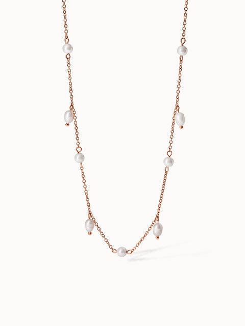 Roségoldene Kette mit Perlen von PURELEI, elegant und feminin.