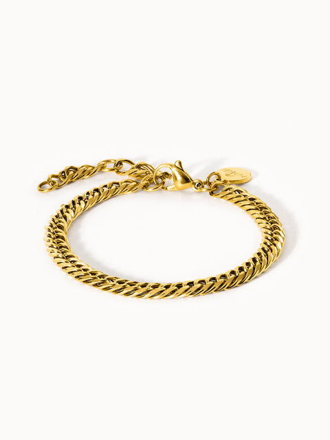 {"color":"Gold","type":"lead_image"}
