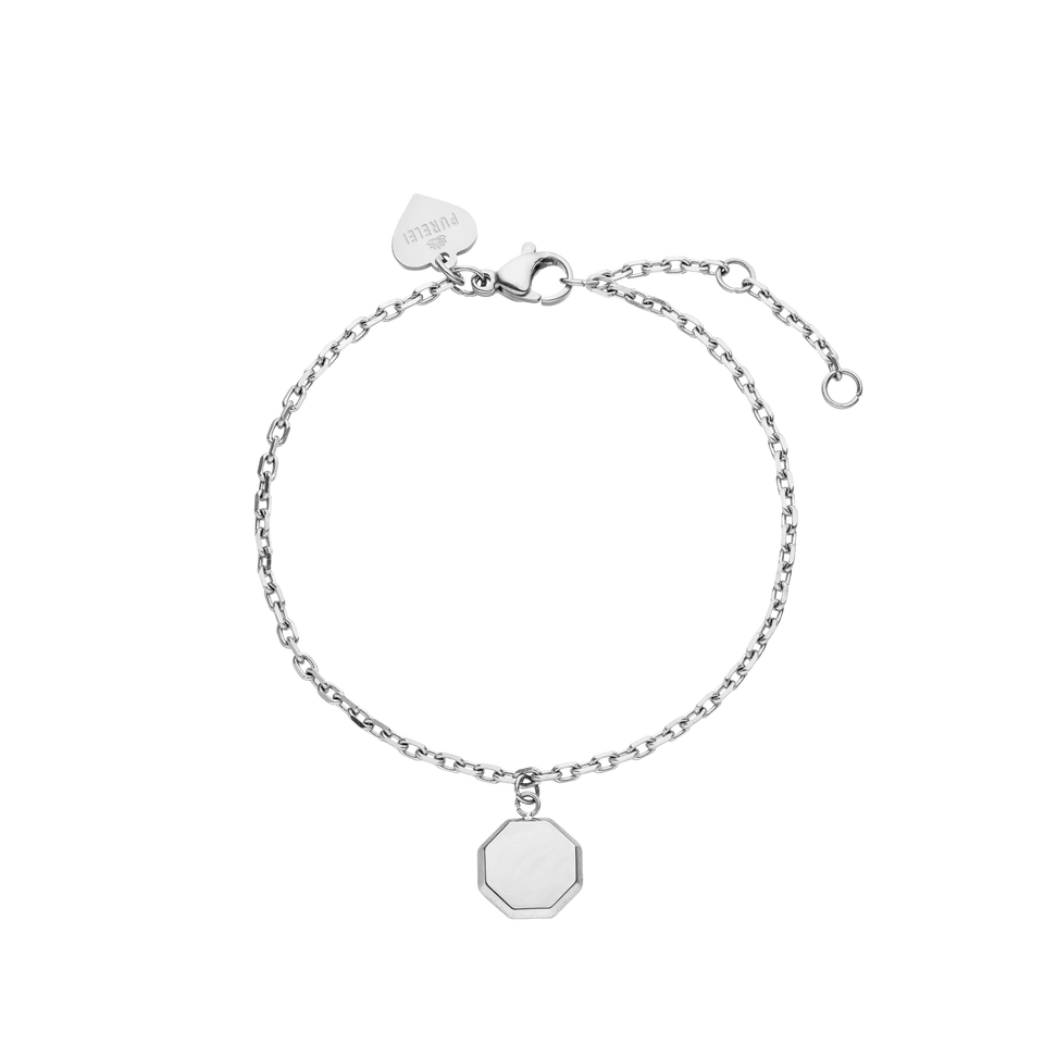 Beloved Armband von PURELEI in silbernem Edelstahl mit achteckigem Anhänger, elegant und zeitlos schlicht gestaltet.