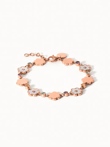 Roségoldenes Armband mit Blumenmotiven und funkelnden Details von PURELEI.