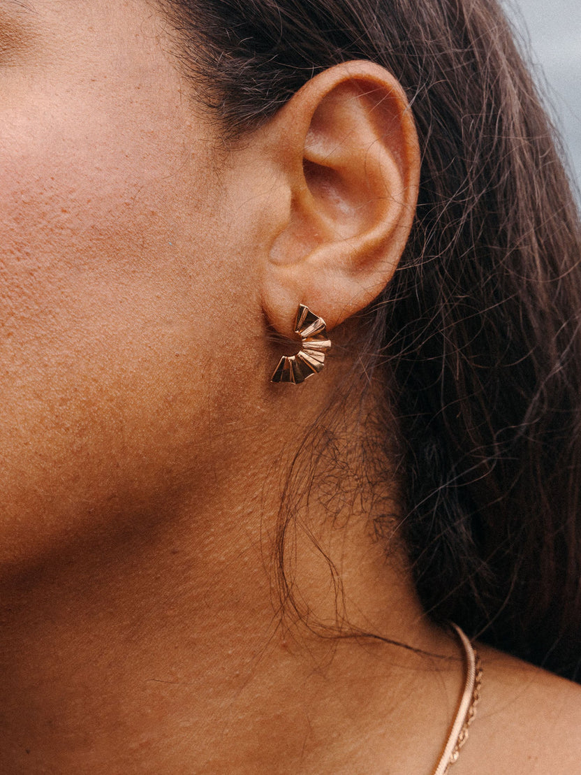 {"color":"Rosegold"}