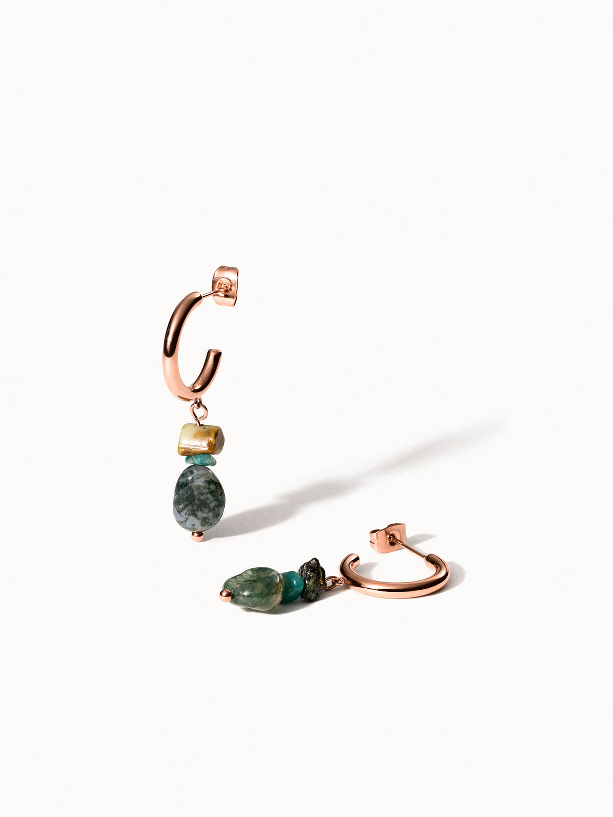{"color":"Rosegold","type":"lead_image"}