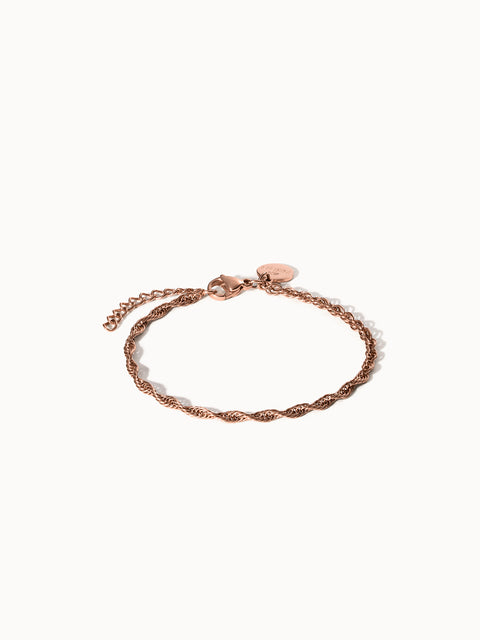 Feines roségoldenes Vintage Armband mit gedrehtem Design, edel und feminin, PURELEI Schmuckstück.