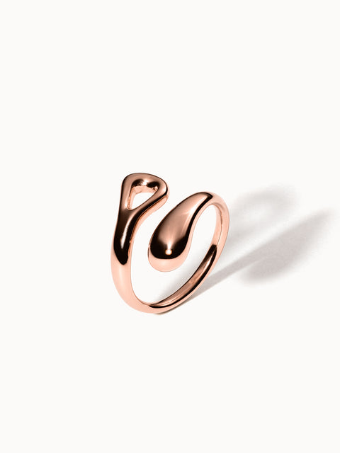 Offener, roségoldener Generosity Ring von PURELEI mit fließender Form, elegant und feminin im minimalistischen Stil
