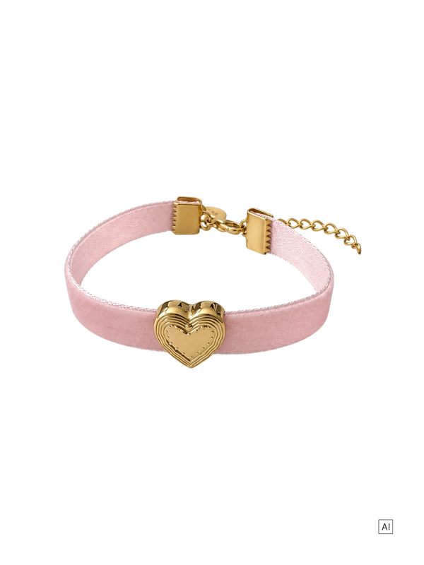 Velvet Heart Armband