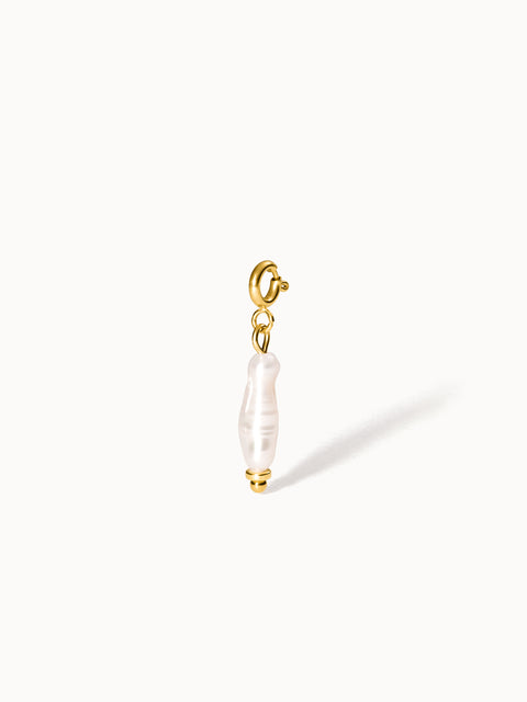 {"color":"Gold", "type":"lead_image"}