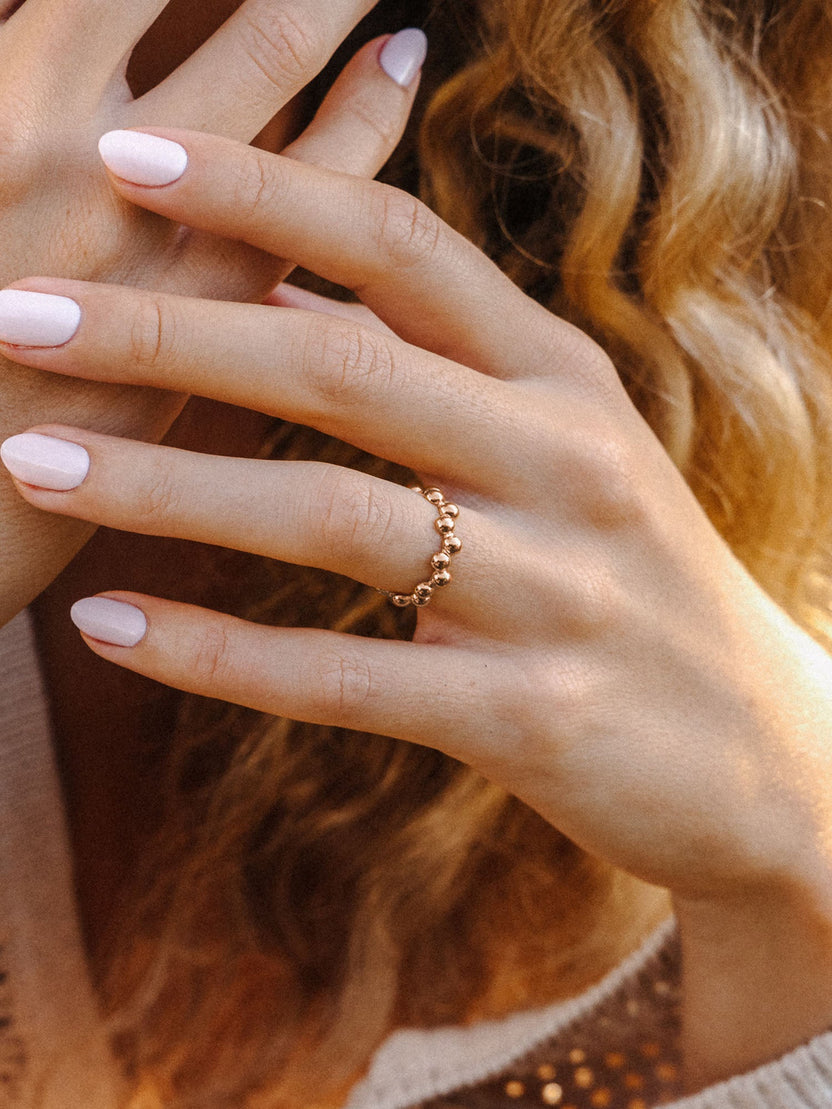{"color":"Rosegold"}