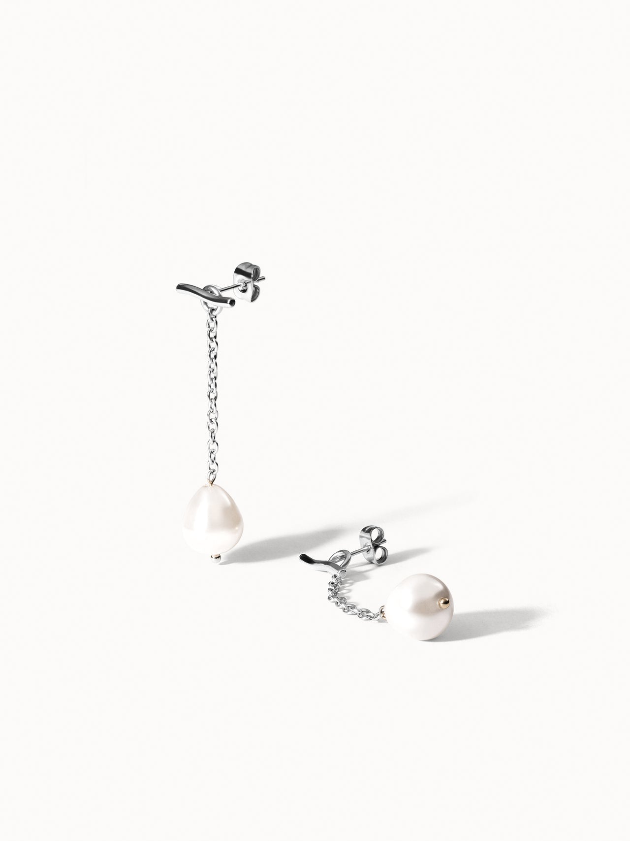 Drop Pearl Earrings