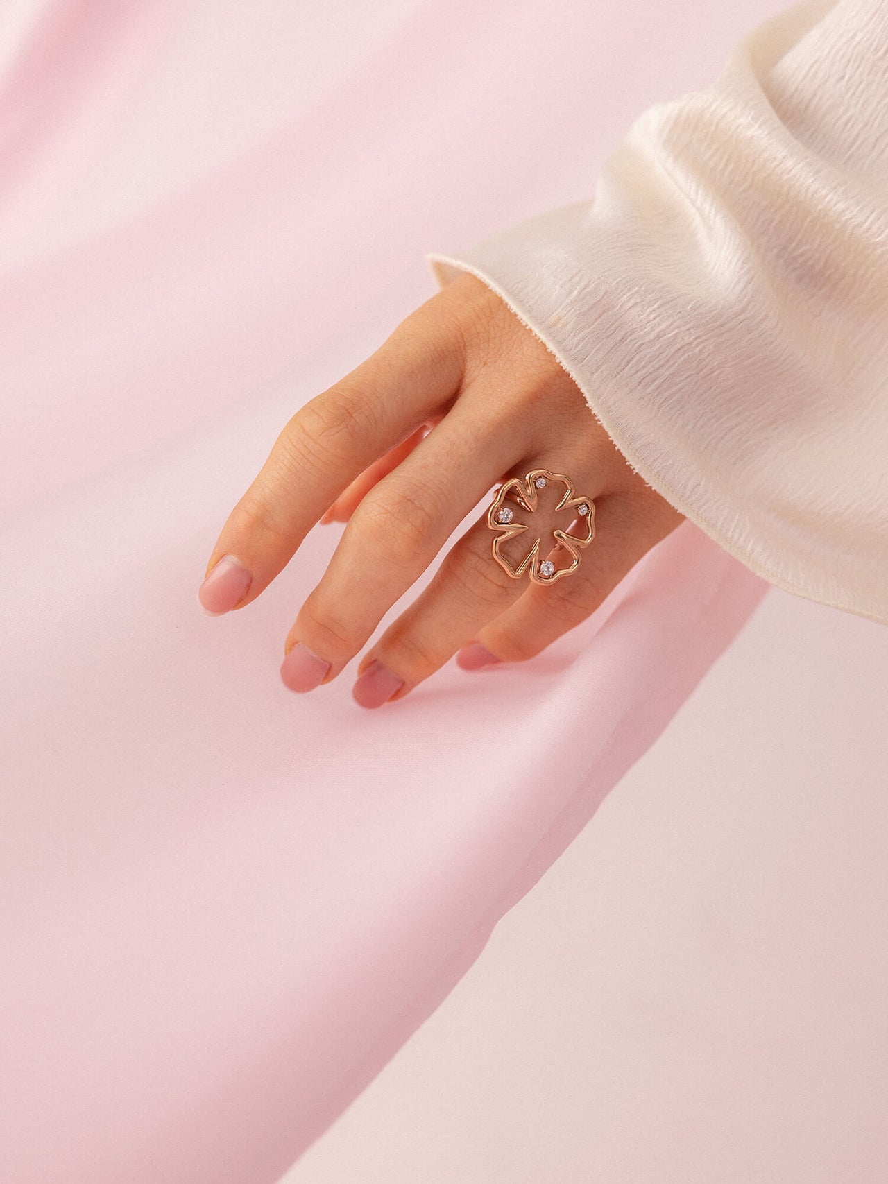 Jewelry Box Hibiscus Ring