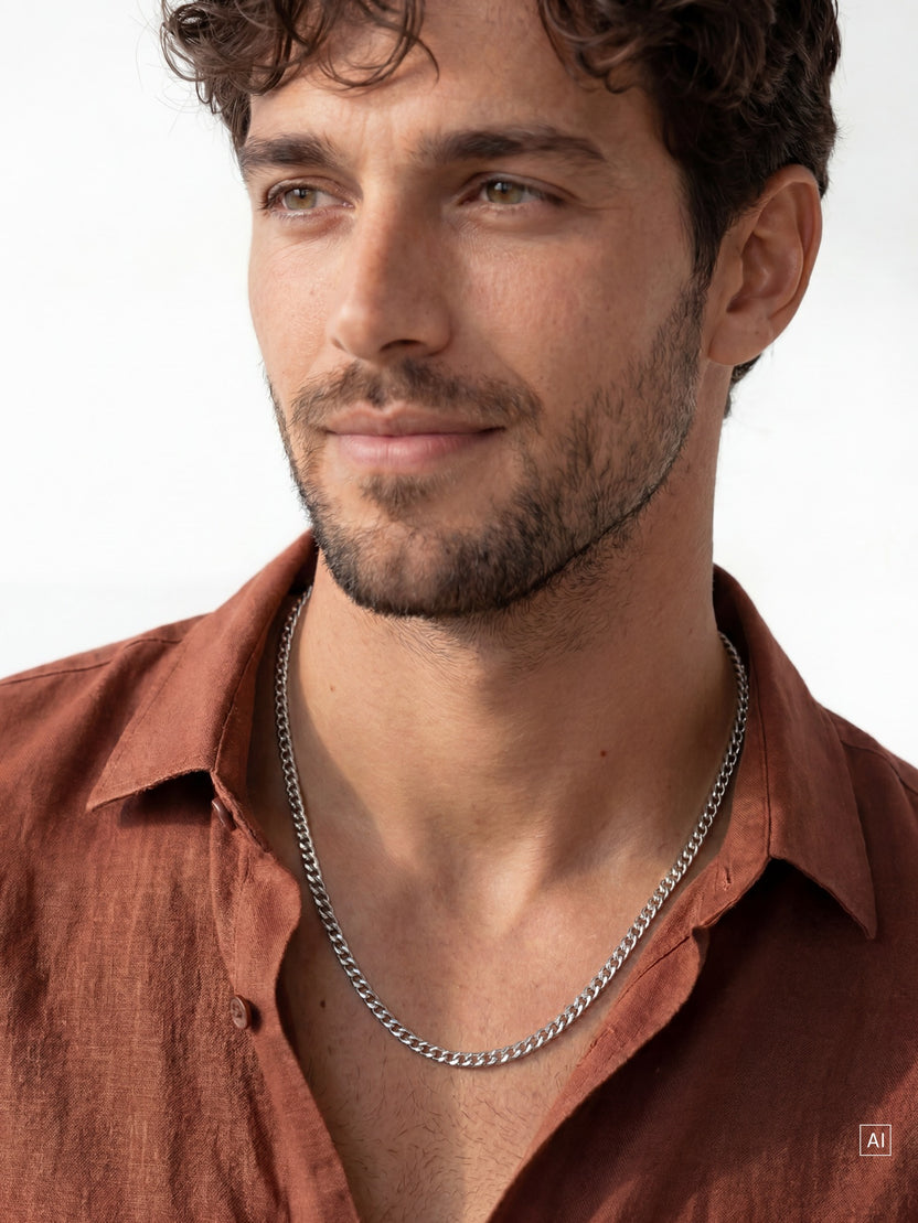 Collier Spirit Three