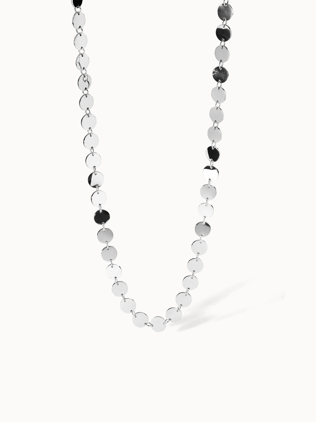 {"color":"Silver","type":"lead_image"}