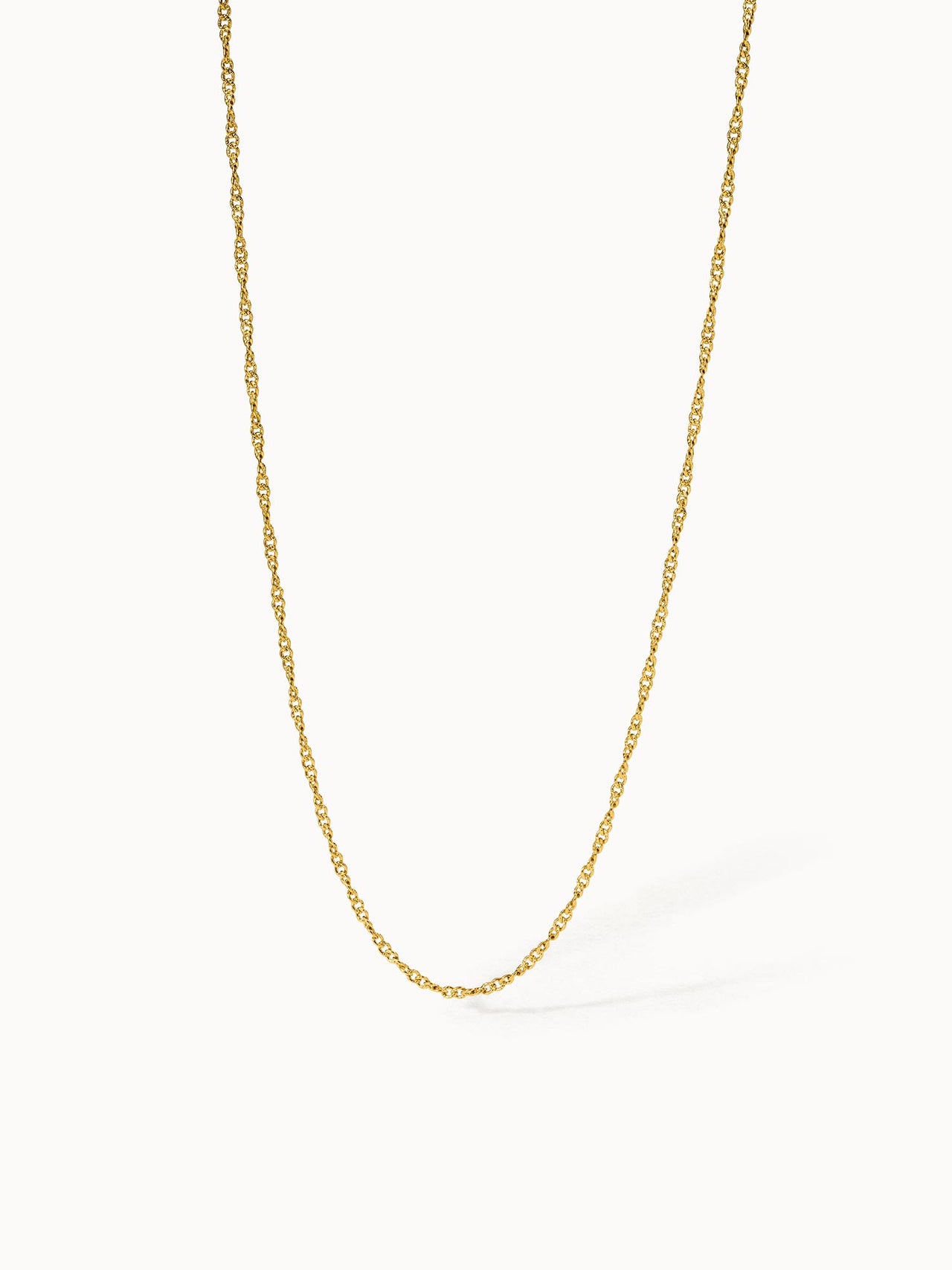 PURELEI Kaula Kette aus 18K vergoldetem Edelstahl, feines gedrehtes Design, elegant und zeitlos.