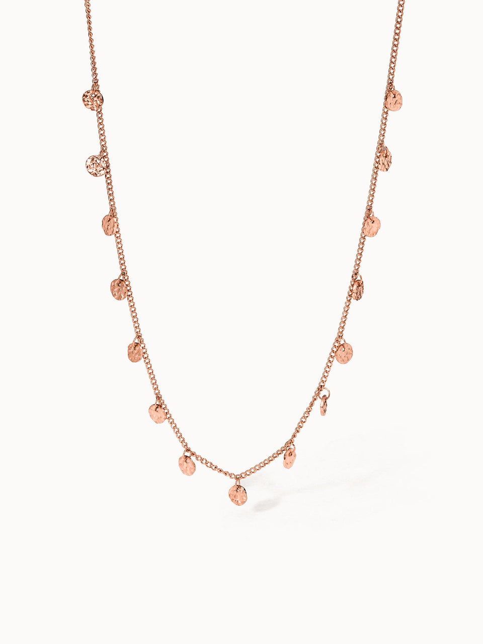 PURELEI Malihini Kette in Roségold mit geprägten Mini-Coins, zeitloses Layering-Piece voller Insel-Charme.