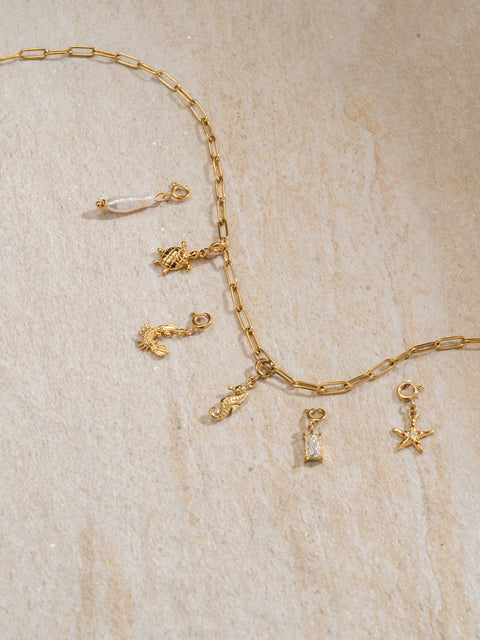 {"color":"Gold"}