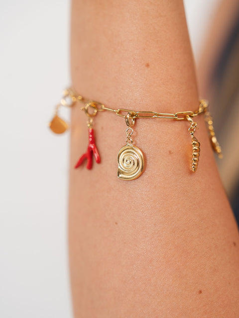 {"color":"Gold"}