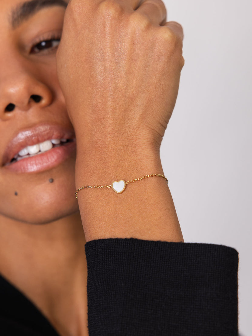 Shimmering Heart Armband
