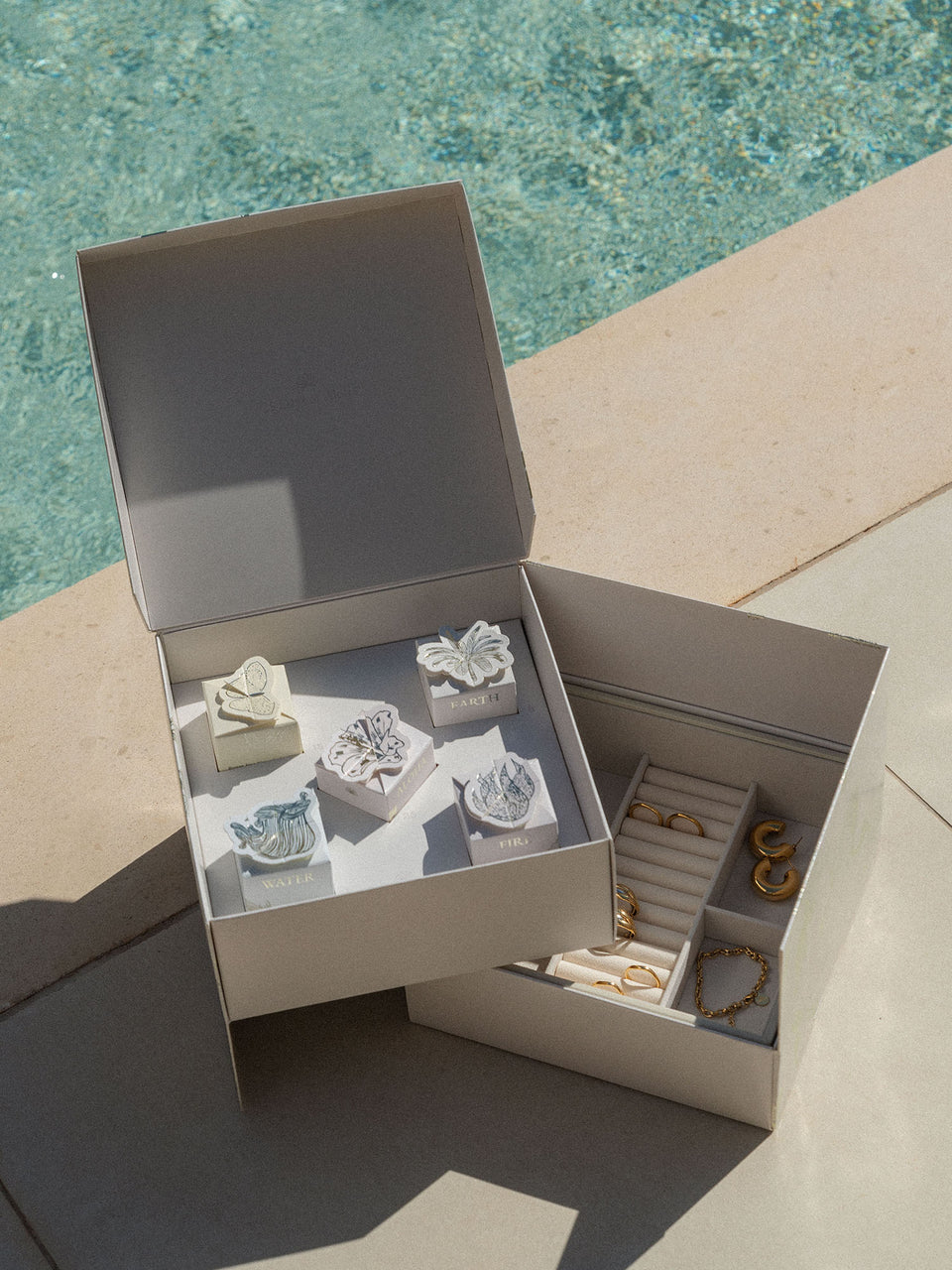 Elemente Adventskalender - Limitiert + 2 Schmuck-Trays