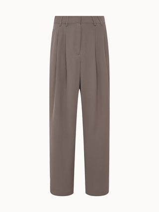 files/Shop_0000s_0006_LEG5253001_female_21_transparent.jpg