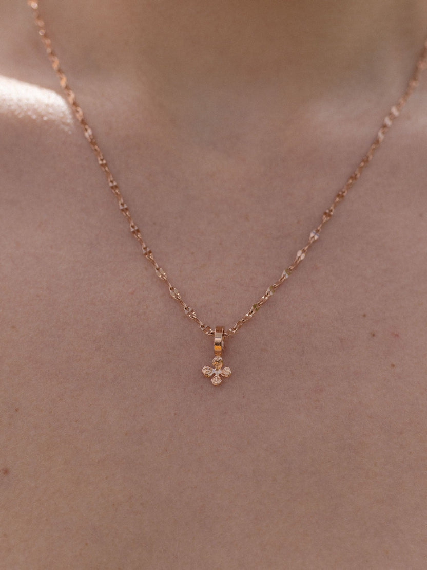 {"color":"Rosegold"}