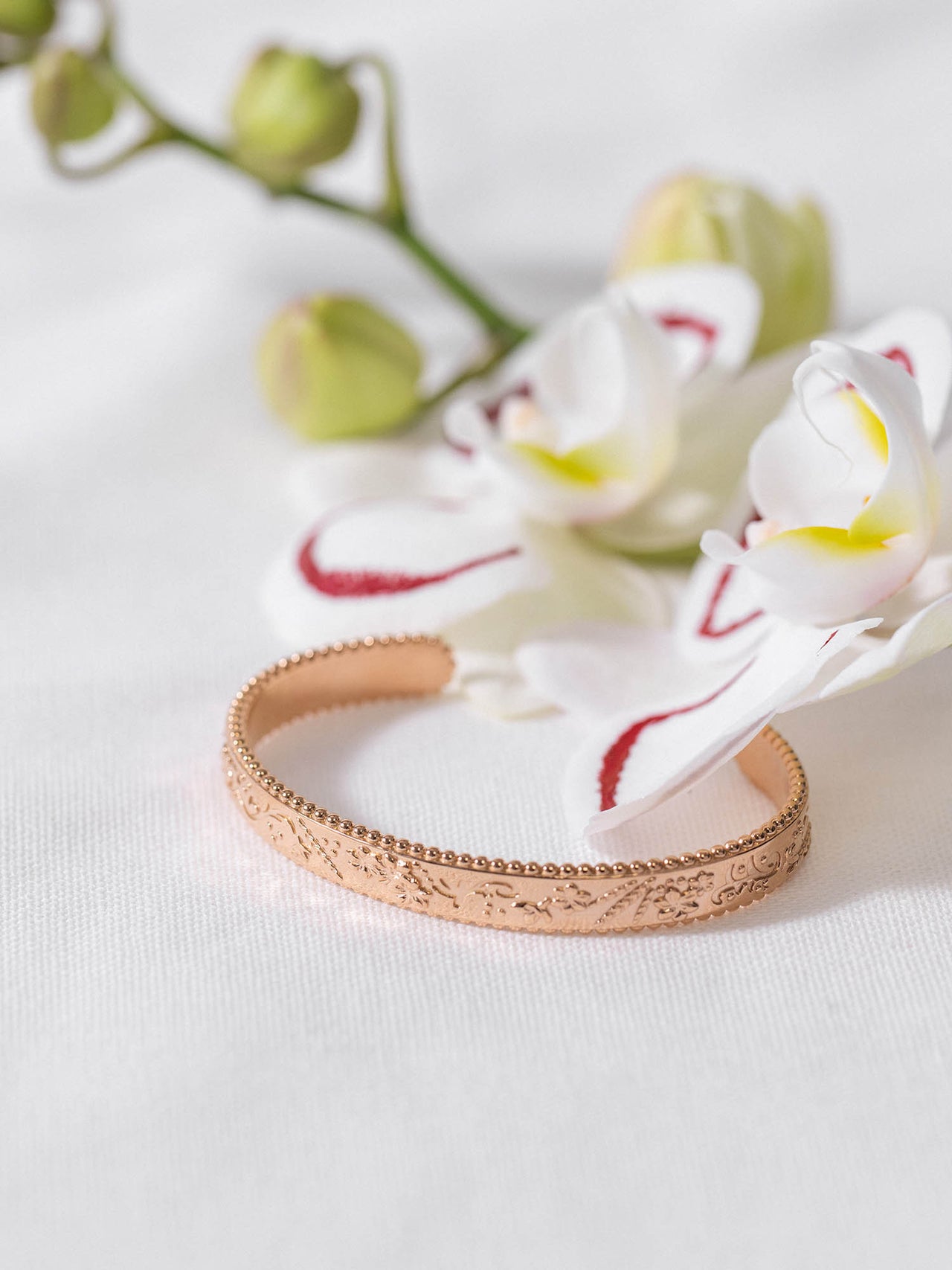 Vintage Love Armcuff