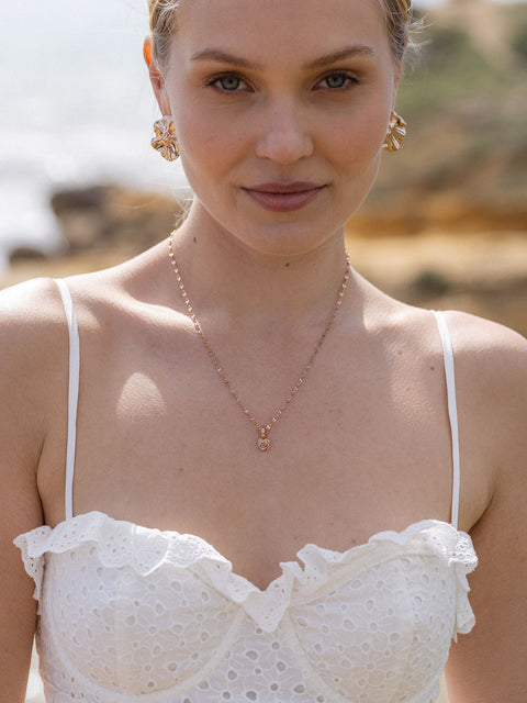 {"color":"Rosegold"}