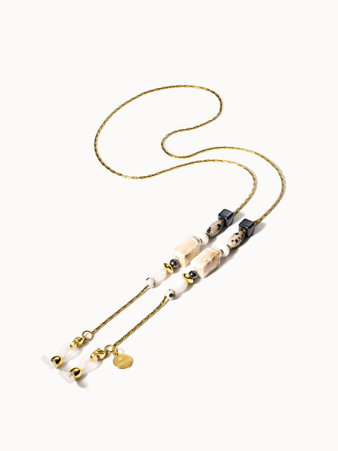 {"color":"Gold"}