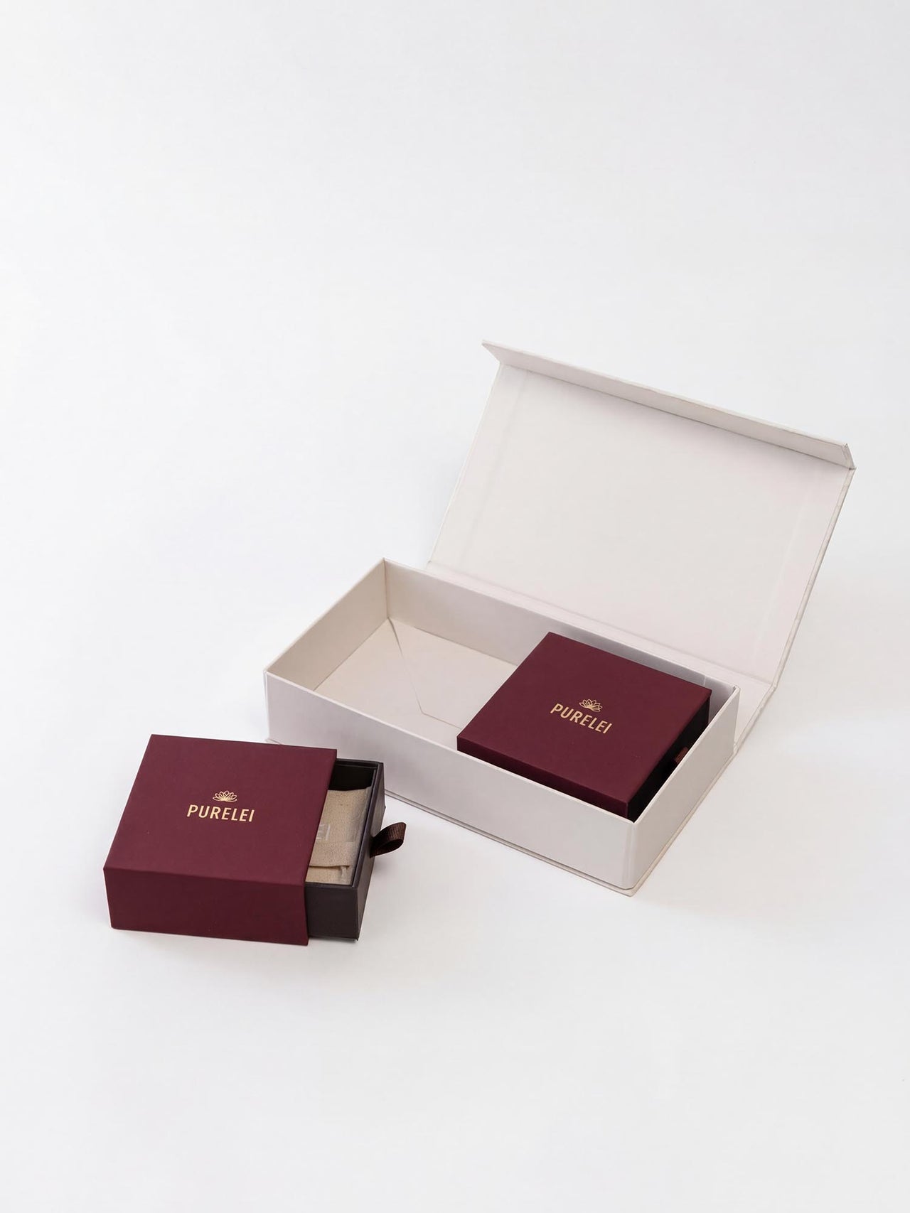 Geschenkbox mit zwei Schmuckboxen