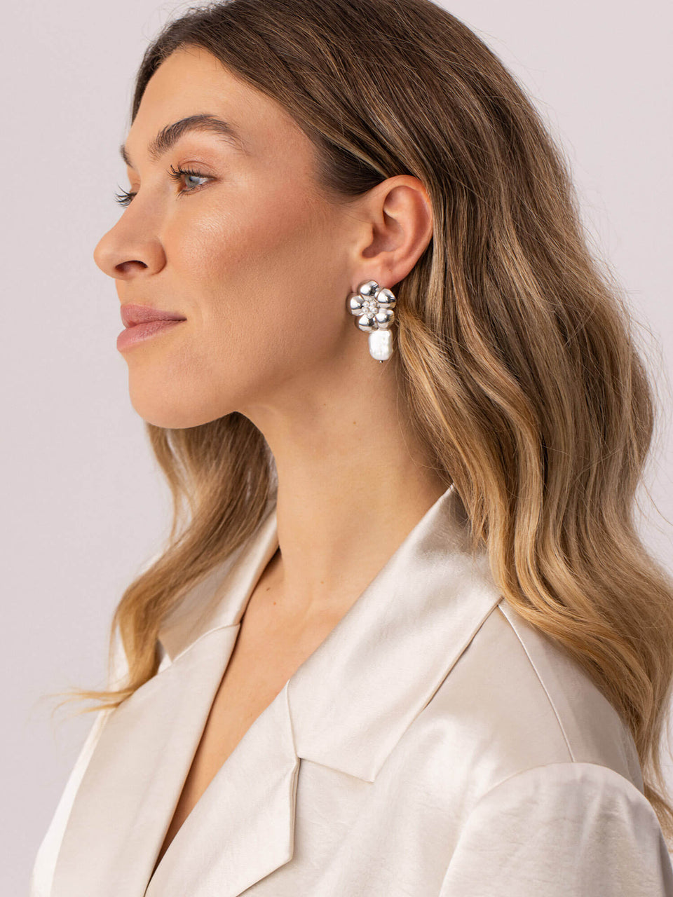 Floral Pearly Ohrringe