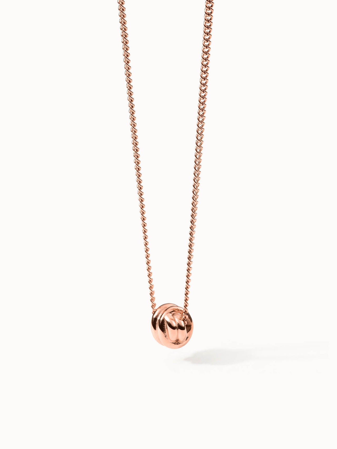 Roségoldene Knot Kette aus Edelstahl, verstellbar, elegant und nickelfrei – Teil des PURELEI Aloha Schmucksets.