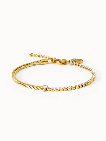 {"color":"Gold","type":"lead_image"}

