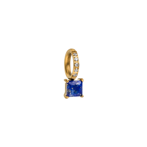 {"color":"Gold", "type":"lead_image"}