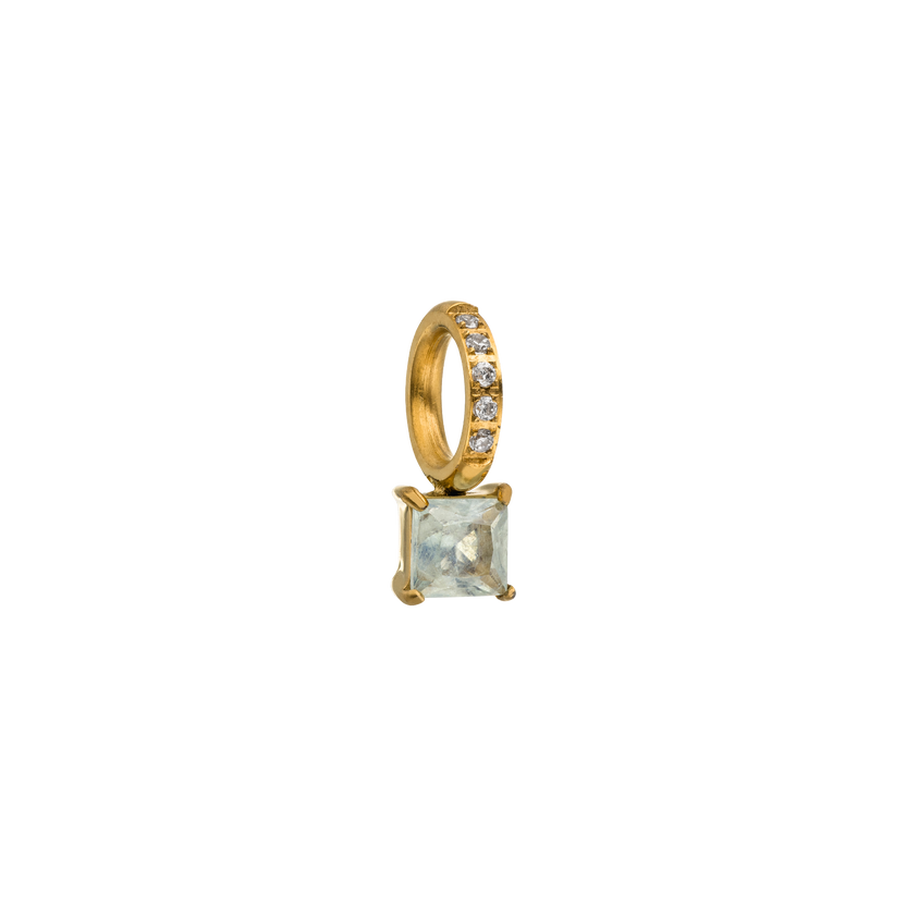 Goldener Anhänger mit aquamarinfarbenem Stein und funkelnden Zirkonia, PURELEI.