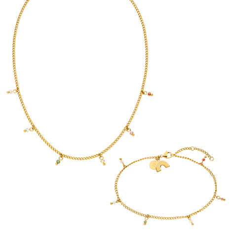 {"color":"Gold", "type":"lead_image"}