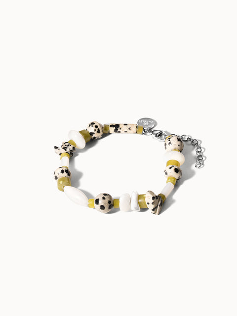 {"color":"Silver", "type":"lead_image"}