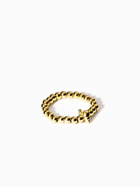{"color":"Gold", "type":"lead_image"}