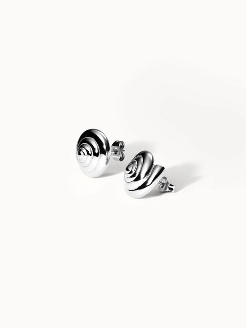{"color":"Silver", "type":"lead_image"}