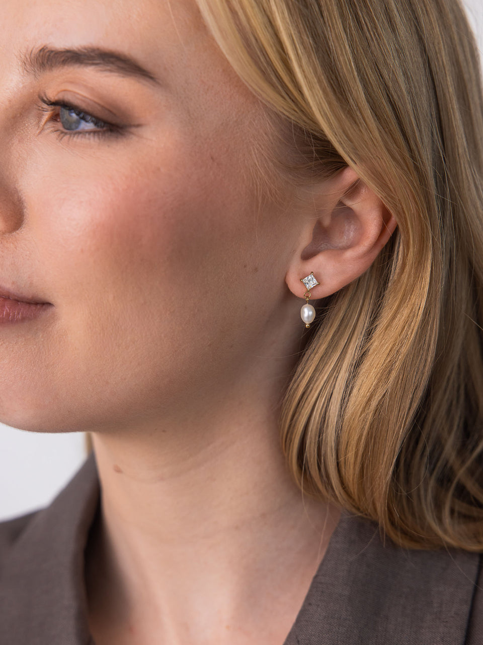 Elegant Pearl Earrings