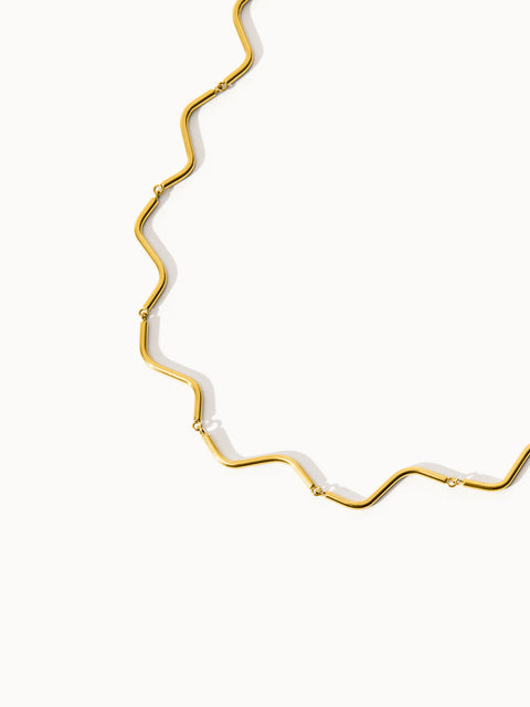 {"color":"Gold"}
