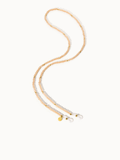 {"color":"Gold", "type":"lead_image"}