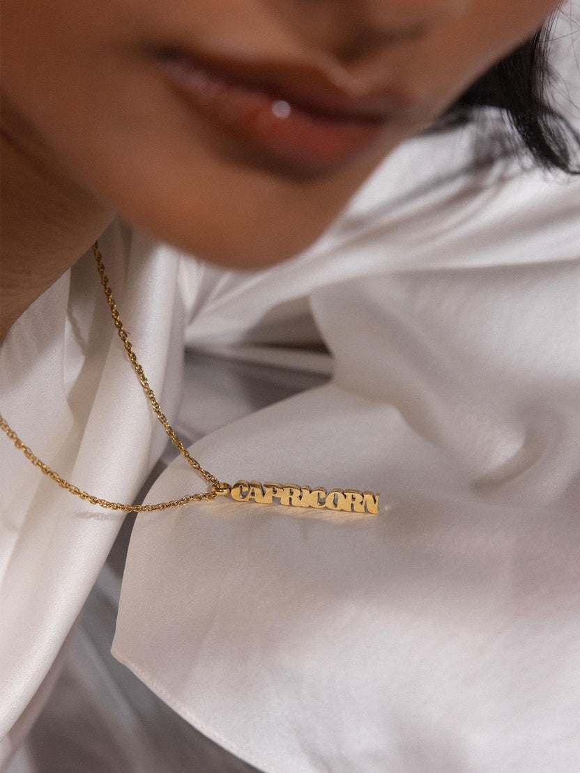 {"color":"Gold"}
