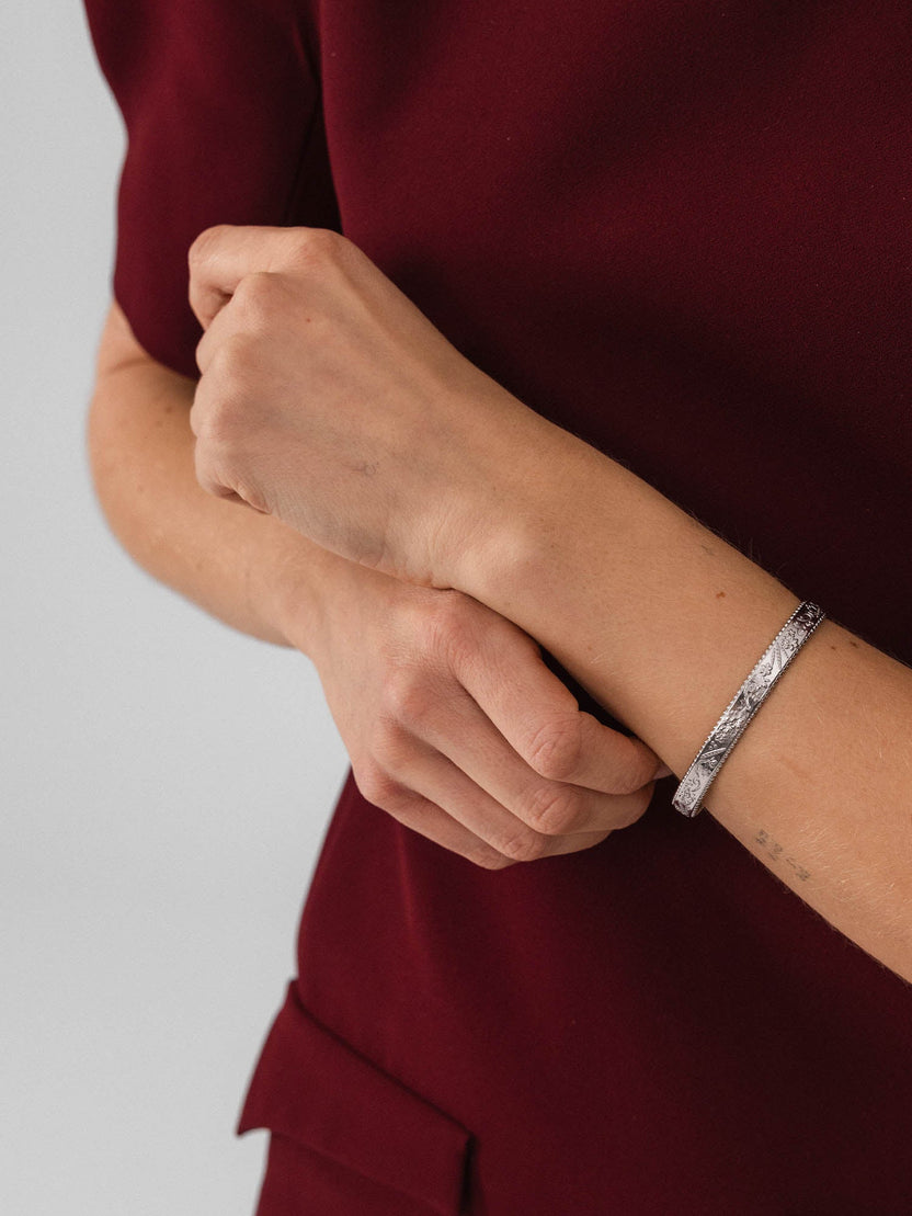 Vintage Love Armcuff